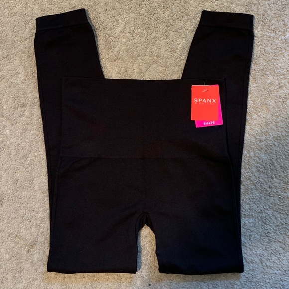 Look at me now leggings *Black* - Picture 3 of 5